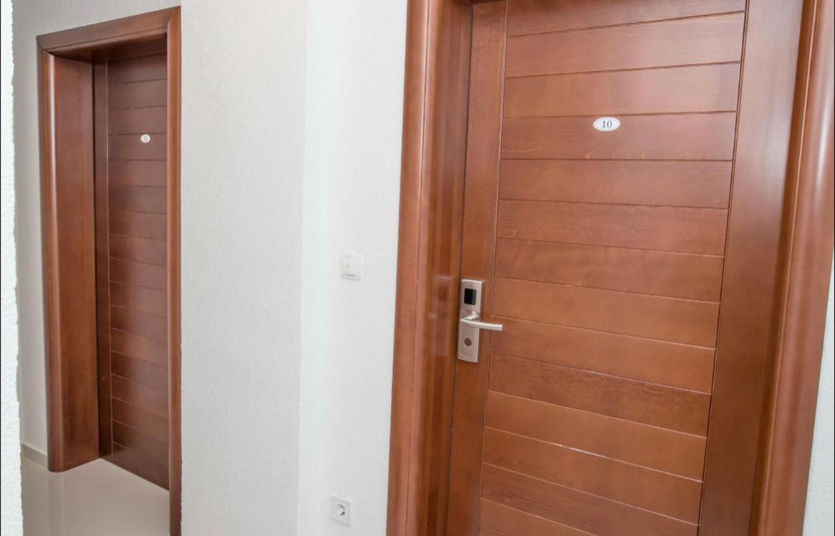 Apartmani Nela Sutomore Exteriér fotografie