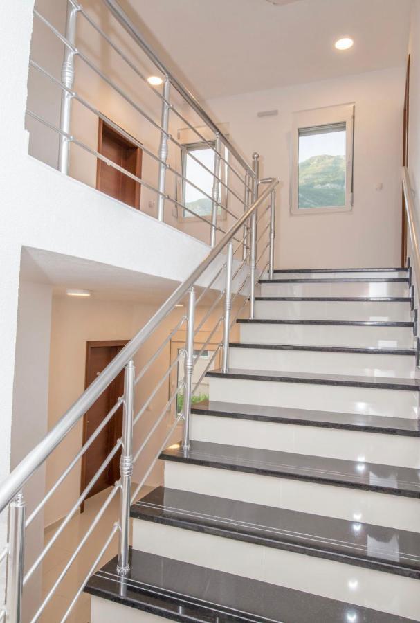 Apartmani Nela Sutomore Exteriér fotografie