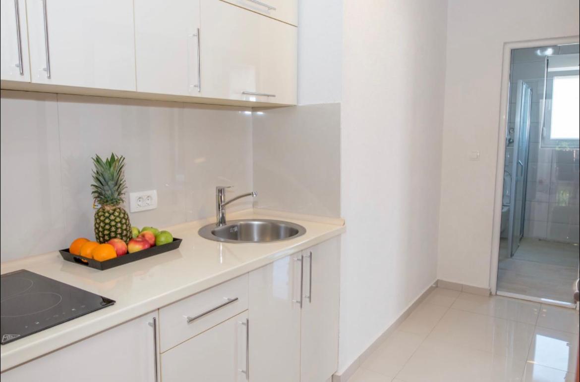 Apartmani Nela Sutomore Exteriér fotografie