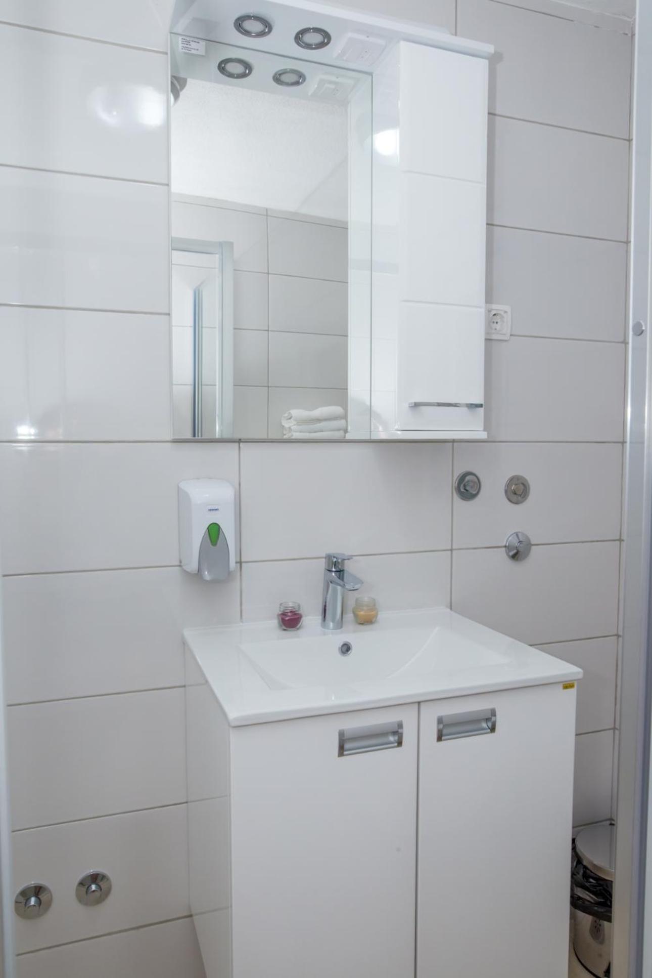 Apartmani Nela Sutomore Exteriér fotografie